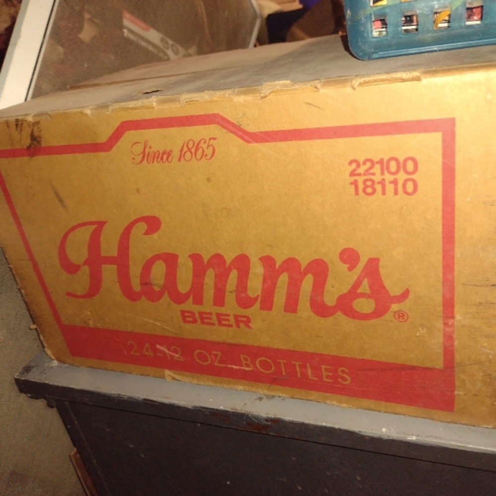 RARE Hamm's original box w/ 24 12oz bottles (empty)